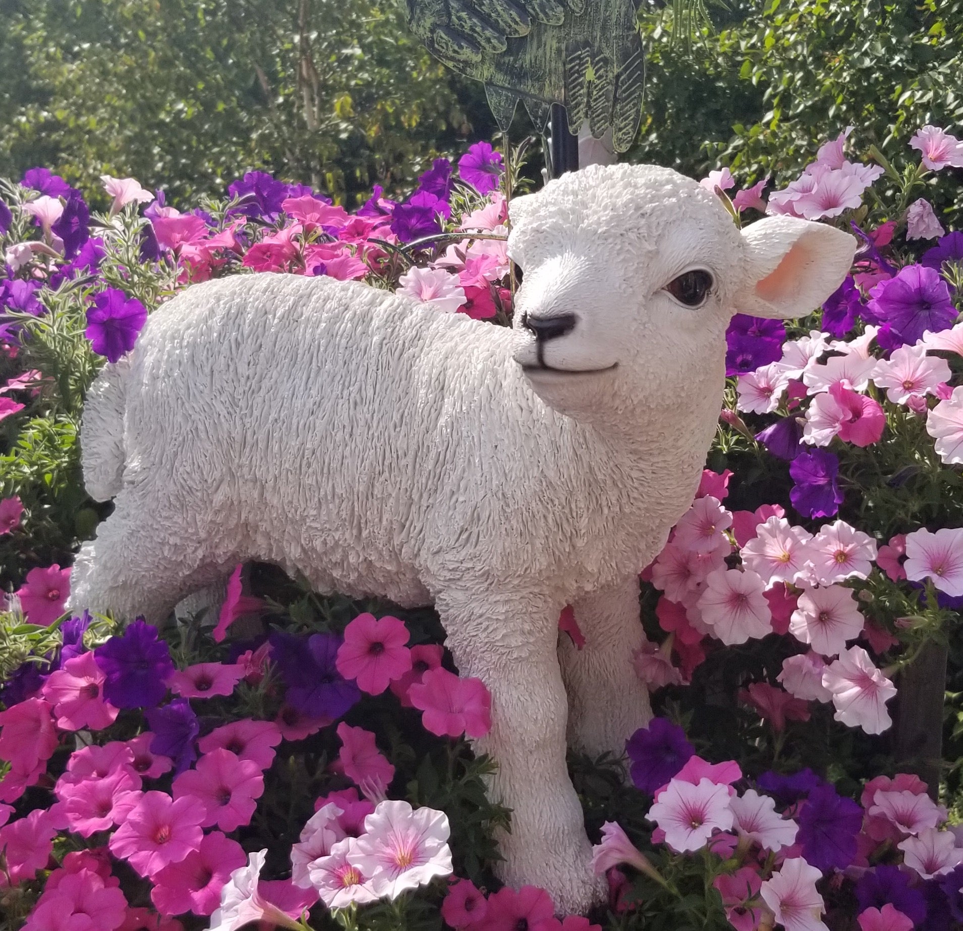 buy a lamb statue at auction