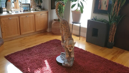 Auction for sale cheetah statue