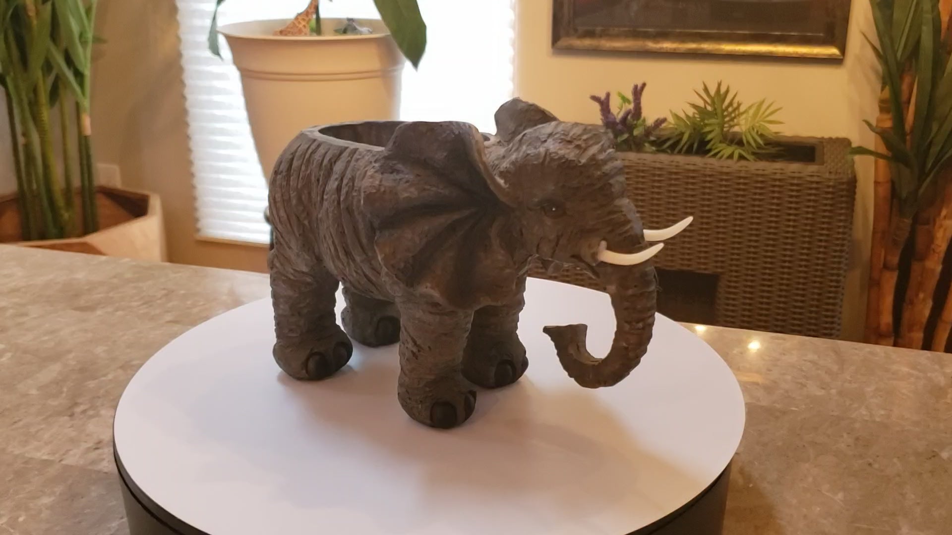 Auction for sale elephant planter statue