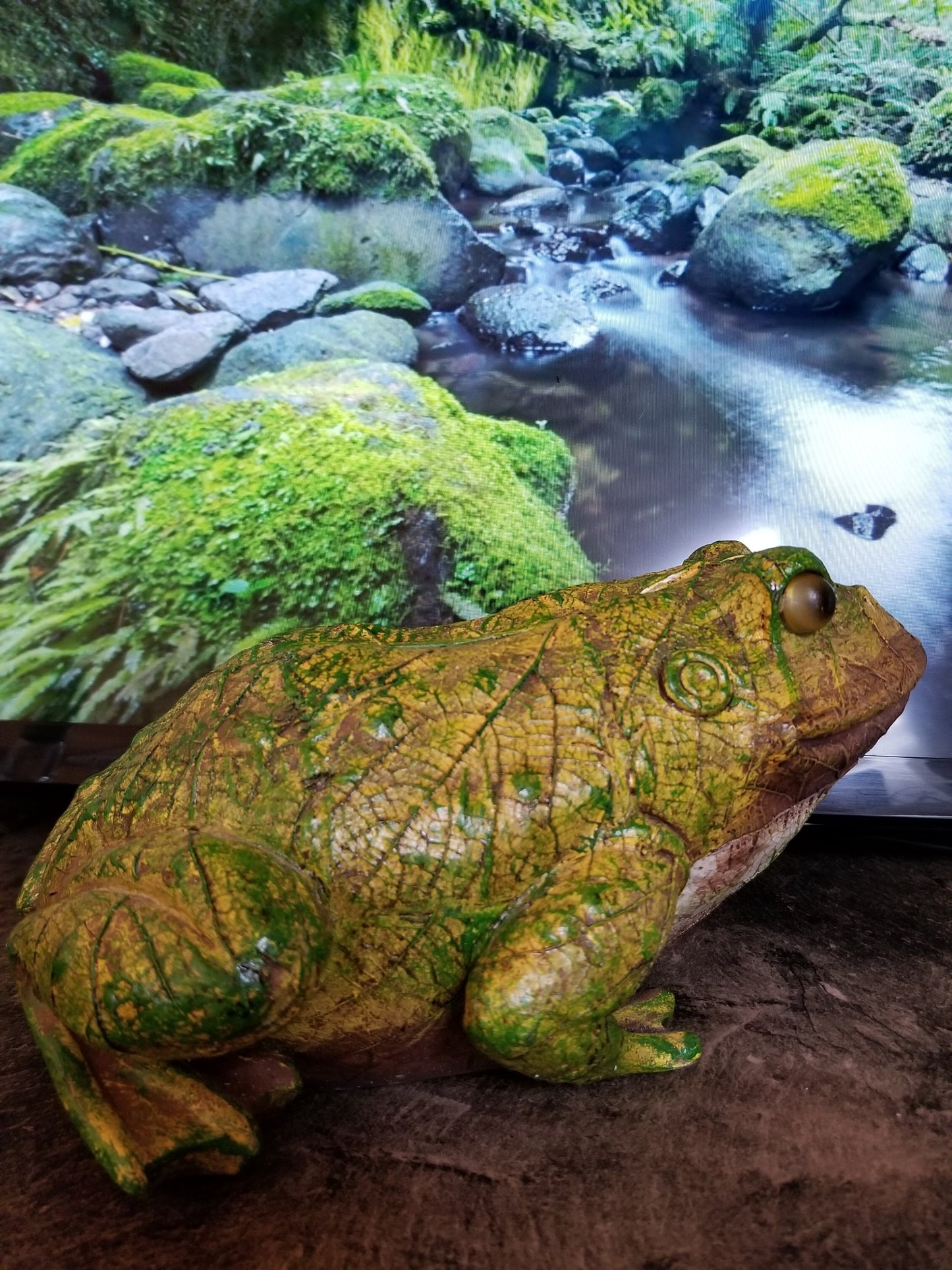 motion sensor frog statue for sale